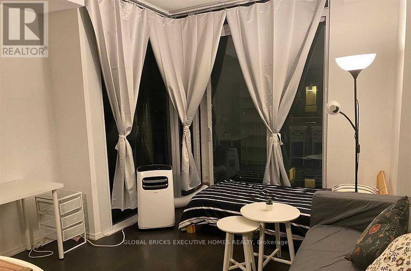 701 - 75 St Nicholas Street, Toronto, Ontario  M4Y 0A5 - Photo 6 - C13506776
