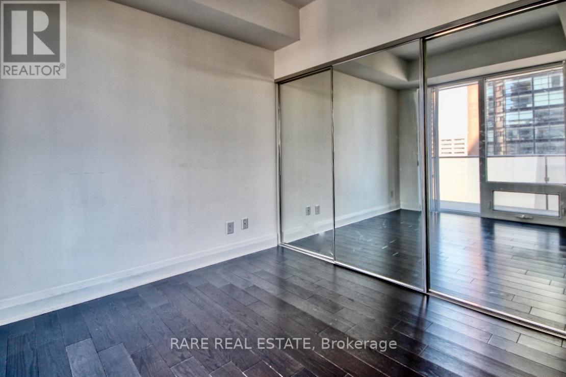 1909 - 1080 Bay Street, Toronto, Ontario  M5S 0A6 - Photo 6 - C13507006