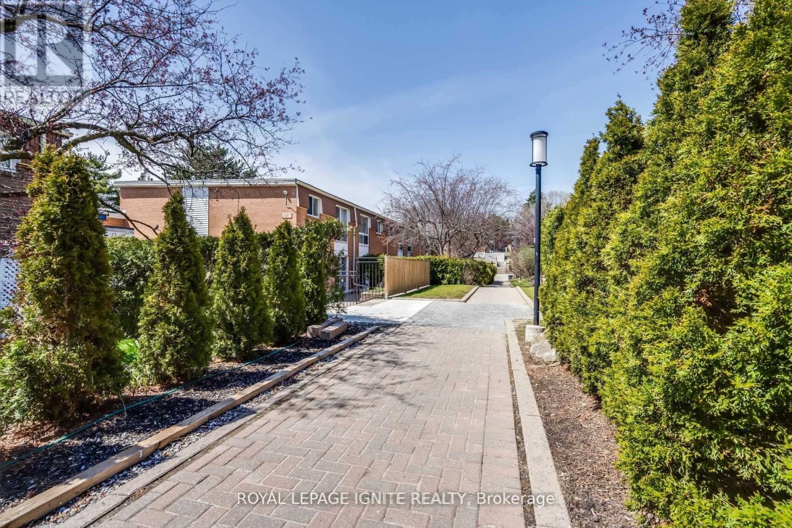 4 - 10 Leith Hill Road, Toronto, Ontario  M2J 1Z2 - Photo 40 - C13507060
