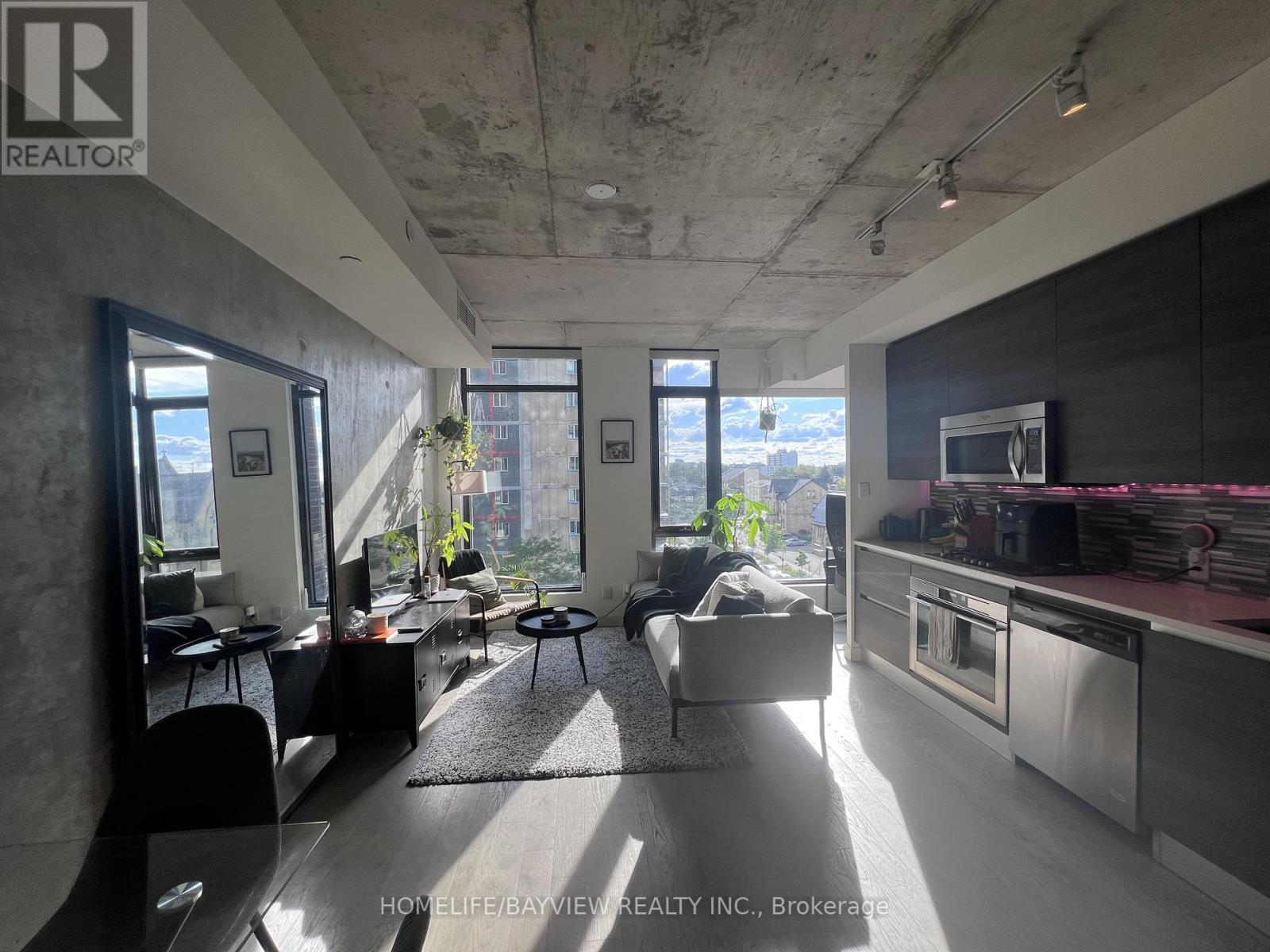 403 - 111 BATHURST STREET, Toronto, Ontario