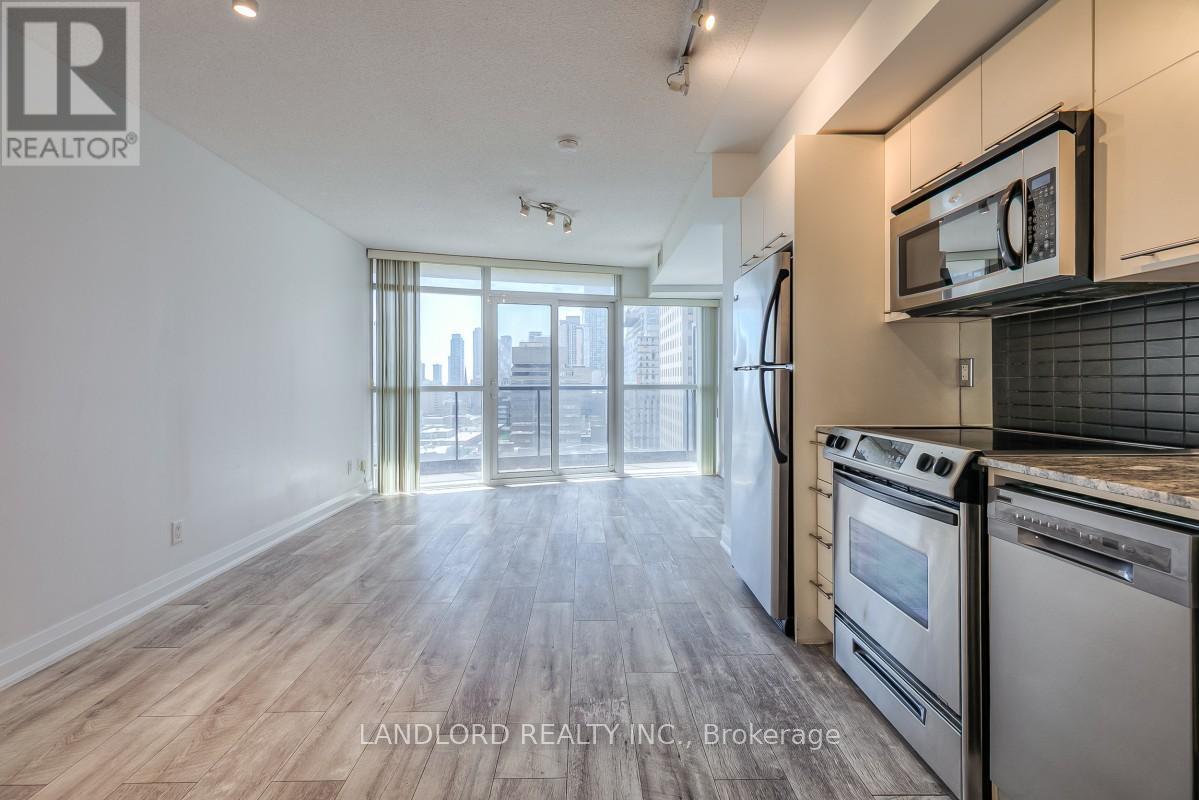 1408 - 21 Carlton Street, Toronto, Ontario  M5B 1L3 - Photo 2 - C13507176