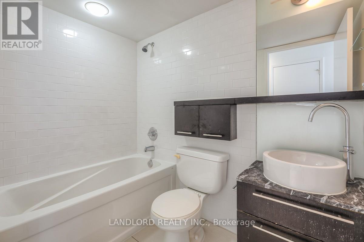 1408 - 21 Carlton Street, Toronto, Ontario  M5B 1L3 - Photo 11 - C13507176