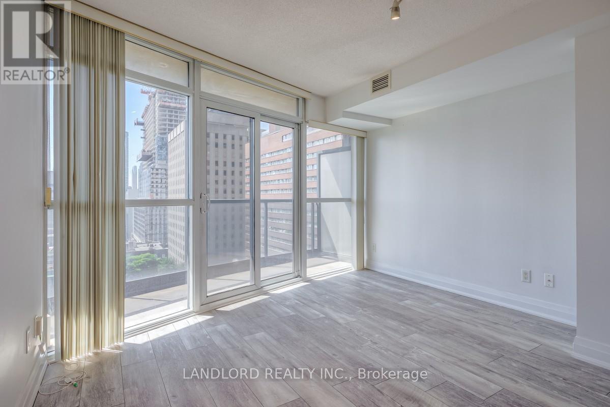 1408 - 21 Carlton Street, Toronto, Ontario  M5B 1L3 - Photo 3 - C13507176