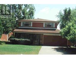 17 DEERFORD ROAD, Toronto, Ontario