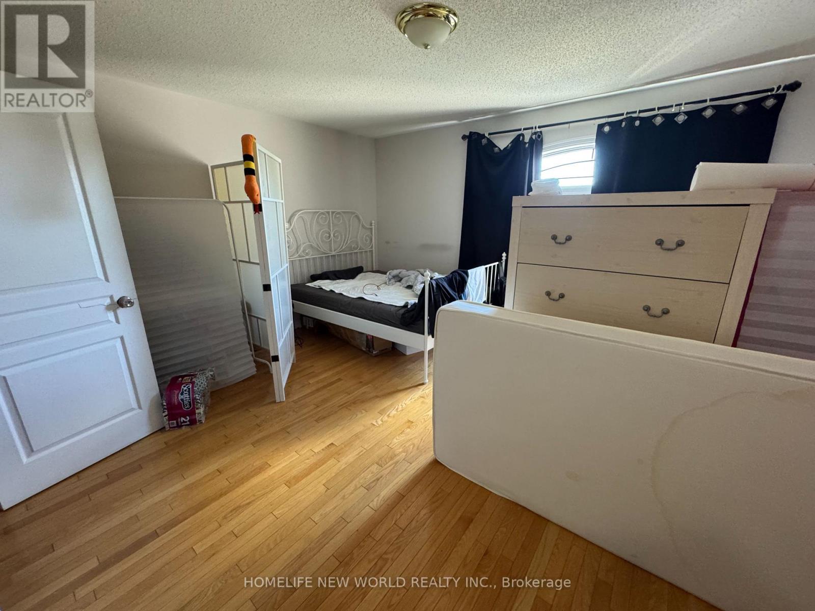 Upper - 6 Altamont Road, Toronto, Ontario  M2M 1S4 - Photo 9 - C13507944