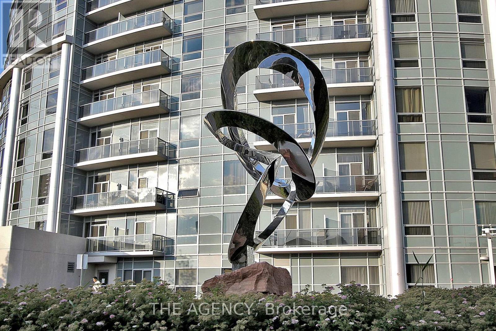 1015 - 135 Village Green Square, Toronto, Ontario  M1S 0G4 - Photo 3 - E13506462