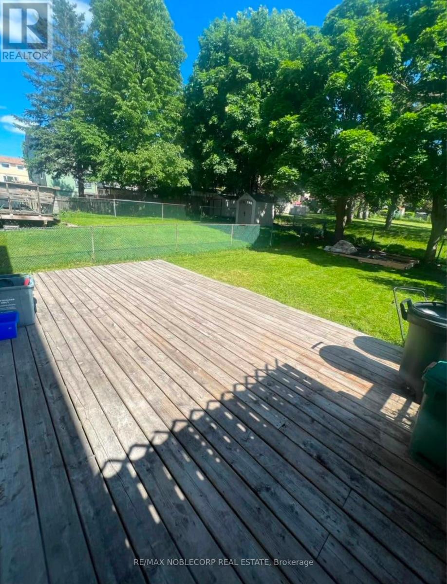 1209 Southdale Avenue S, Oshawa, Ontario  L1H 7Z1 - Photo 19 - E13506608