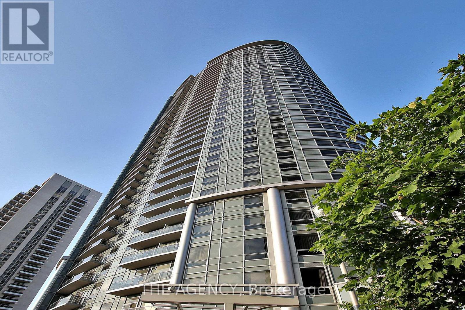 1015 - 135 Village Green Square, Toronto, Ontario  M1S 0G4 - Photo 2 - E13506462