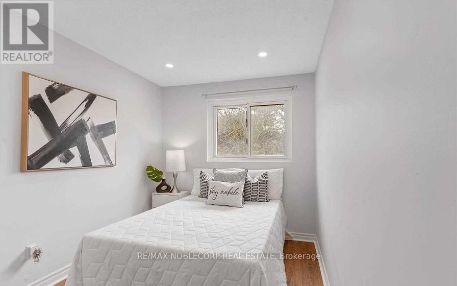 1209 Southdale Avenue S, Oshawa, Ontario  L1H 7Z1 - Photo 15 - E13506608