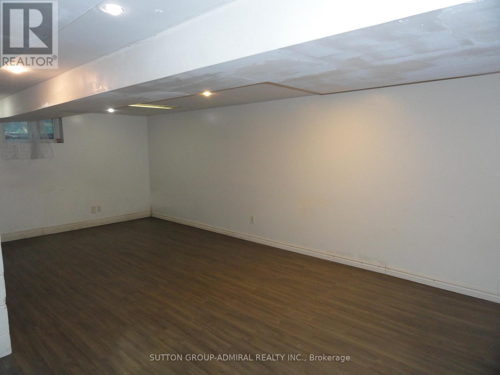 30 Merrian Road, Toronto, Ontario  M1K 3M7 - Photo 12 - E13506822