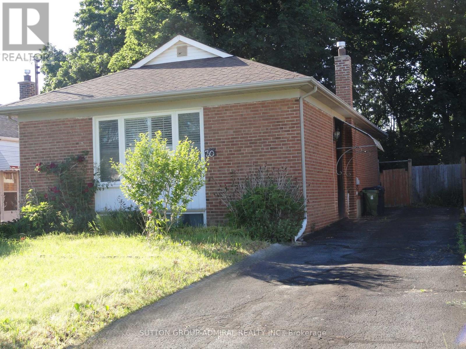 30 Merrian Road, Toronto, Ontario  M1K 3M7 - Photo 2 - E13506822