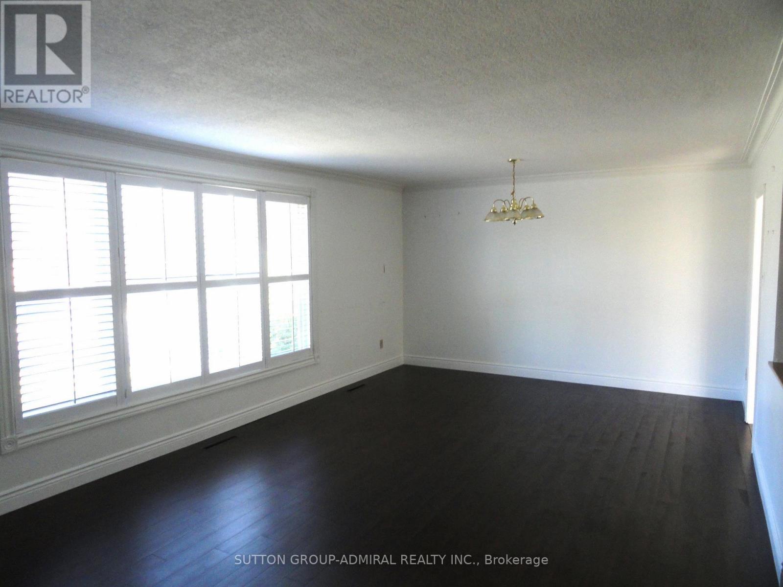 30 Merrian Road, Toronto, Ontario  M1K 3M7 - Photo 7 - E13506822