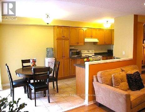 12 Stokely Crescent, Whitby, Ontario  L1N 9S8 - Photo 5 - E13506904