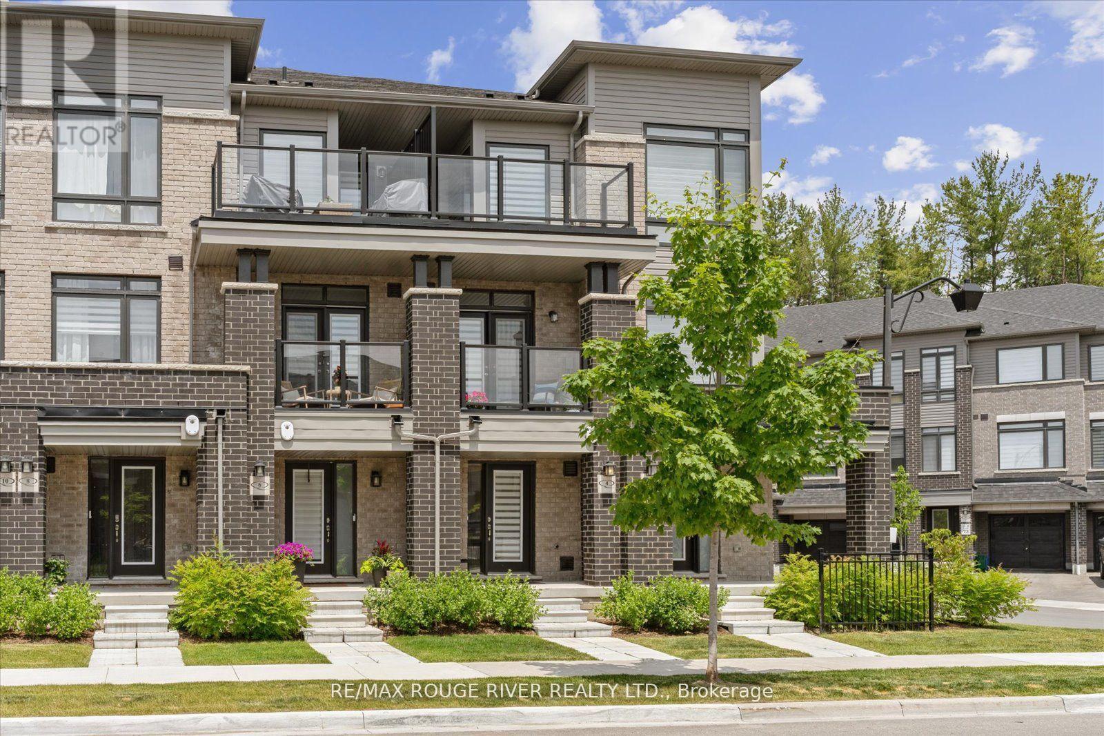 6 ESQUIRE WAY, Whitby, Ontario