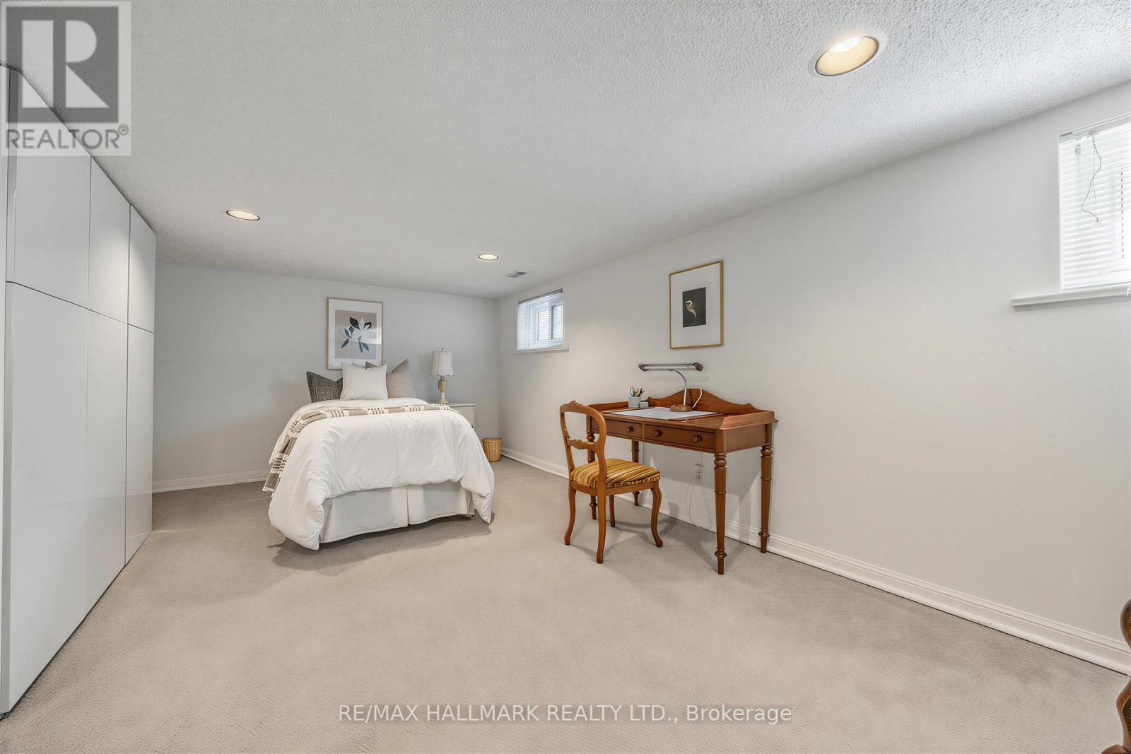 16 Crestland Avenue, Toronto, Ontario  M4C 3L1 - Photo 25 - E13507100