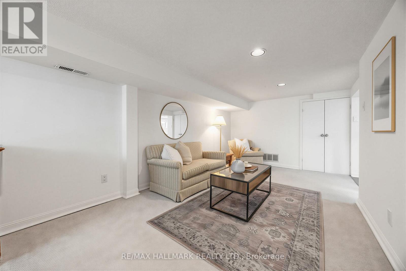 16 Crestland Avenue, Toronto, Ontario  M4C 3L1 - Photo 23 - E13507100