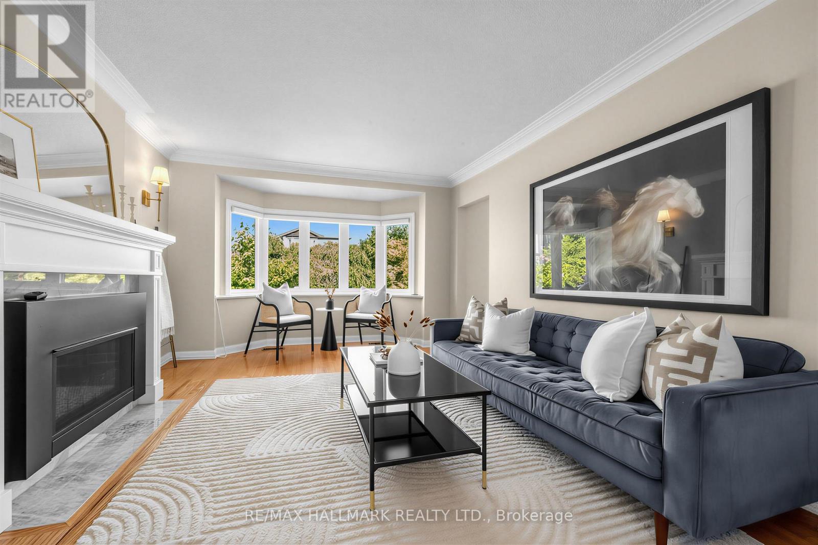 16 Crestland Avenue, Toronto, Ontario  M4C 3L1 - Photo 6 - E13507100