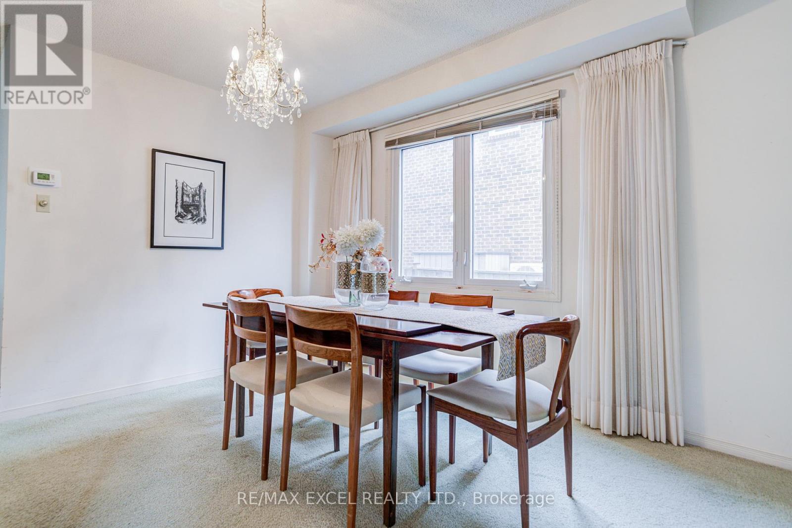 74 Holmbush Crescent, Toronto, Ontario  M1V 2Y9 - Photo 14 - E13507162