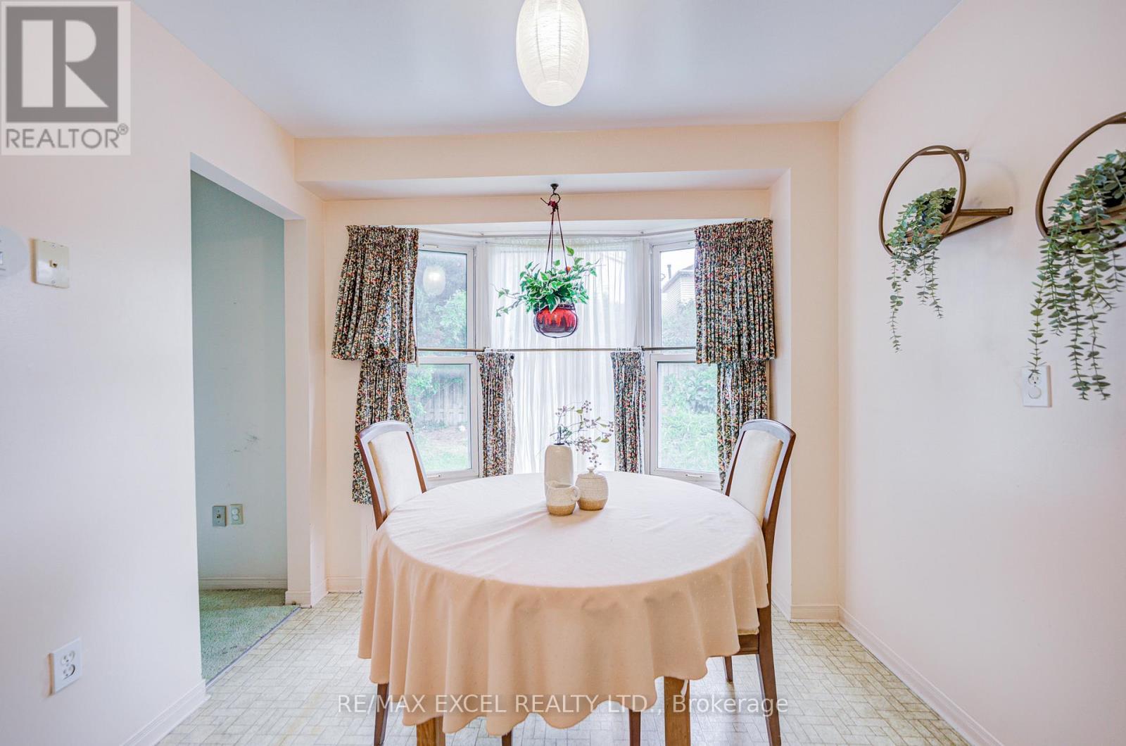 74 Holmbush Crescent, Toronto, Ontario  M1V 2Y9 - Photo 24 - E13507162