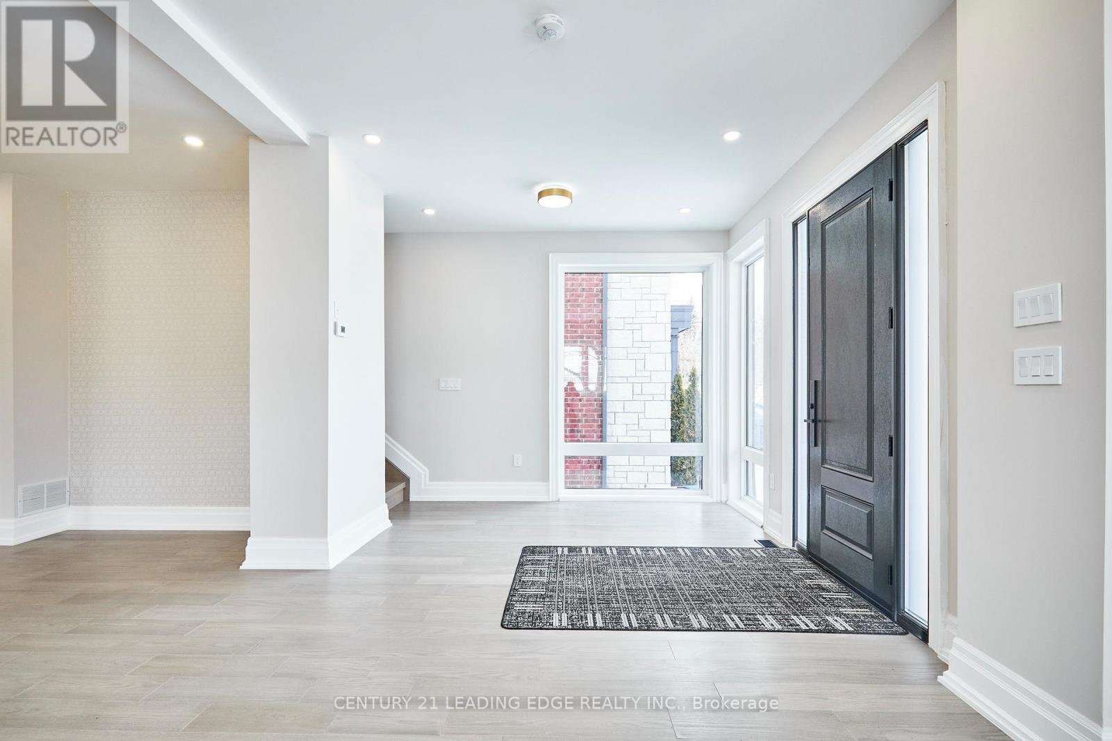 50 Dorset Road, Toronto, Ontario  M1M 2S7 - Photo 4 - E13507300