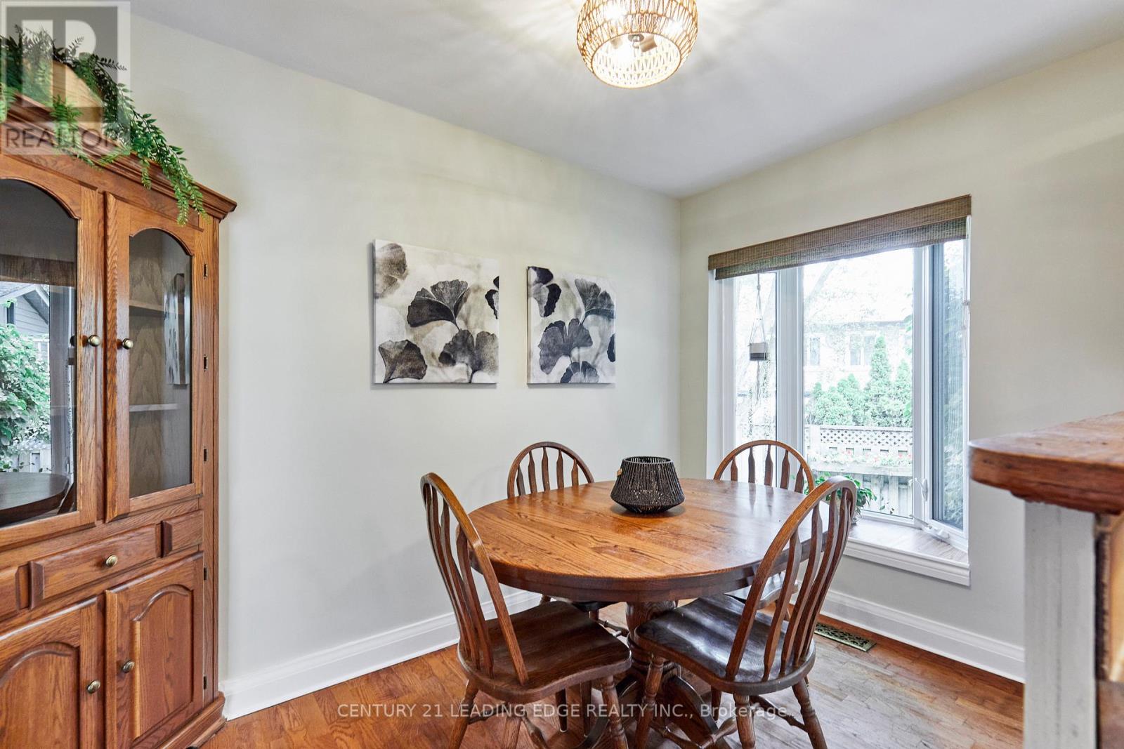 19 Scarboro Crescent, Toronto, Ontario  M1M 2J3 - Photo 9 - E13507510