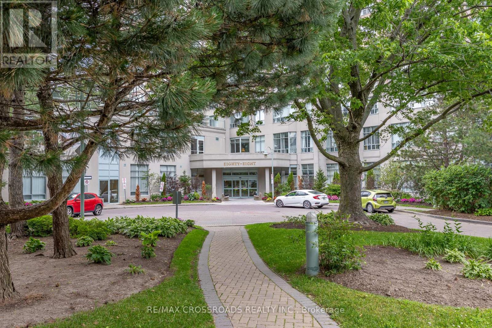 1404 - 88 Corporate Drive, Toronto, Ontario  M1H 3G6 - Photo 2 - E13507448