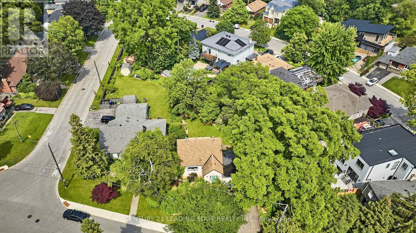 19 Scarboro Crescent, Toronto, Ontario  M1M 2J3 - Photo 38 - E13507510