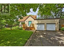 19 SCARBORO CRESCENT, Toronto, Ontario