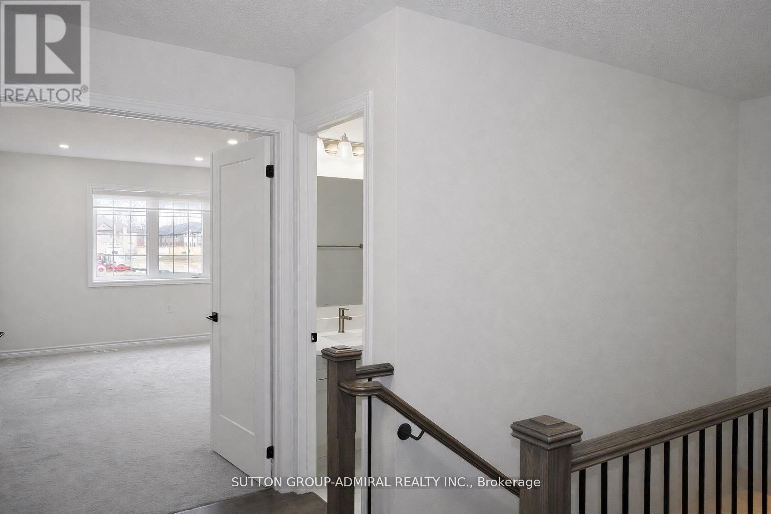 65 Barkerville Drive, Whitby, Ontario  L1P 0L8 - Photo 23 - E13507700