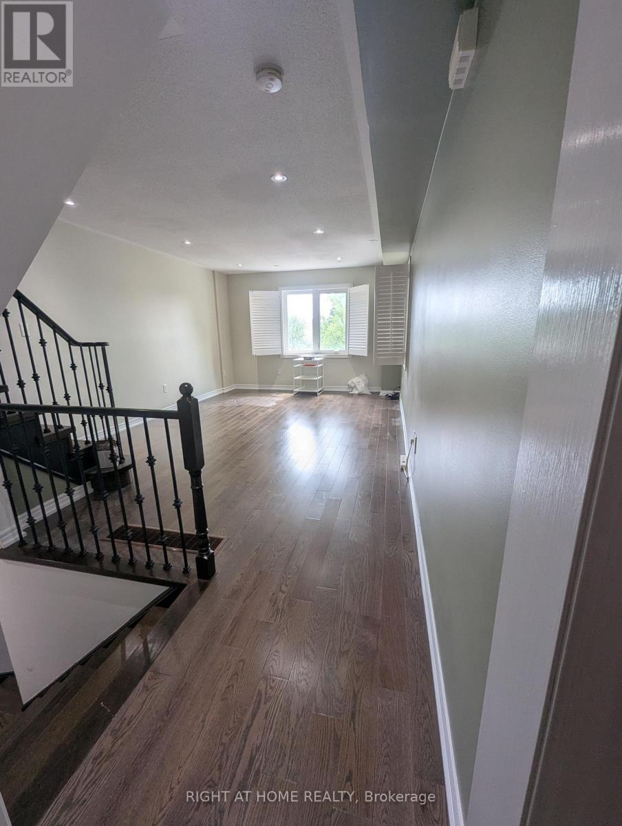 2628 Bur Oak Avenue, Markham, Ontario  L6B 1J2 - Photo 10 - N13244432