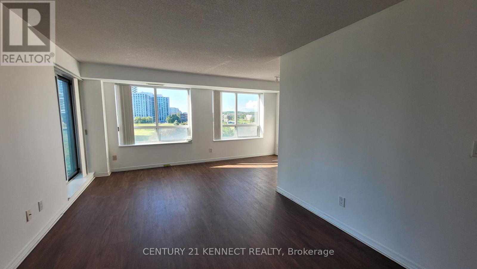 411 - 23 Oneida Crescent, Richmond Hill, Ontario  L4B 0A2 - Photo 12 - N13499028