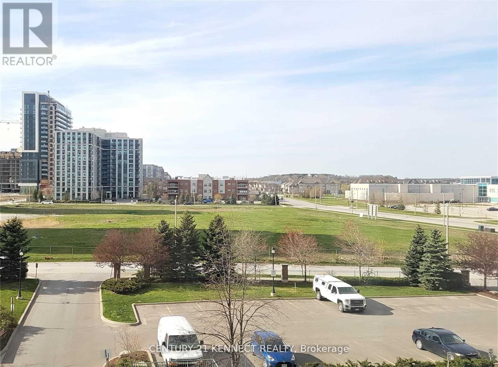 411 - 23 Oneida Crescent, Richmond Hill, Ontario  L4B 0A2 - Photo 2 - N13499028