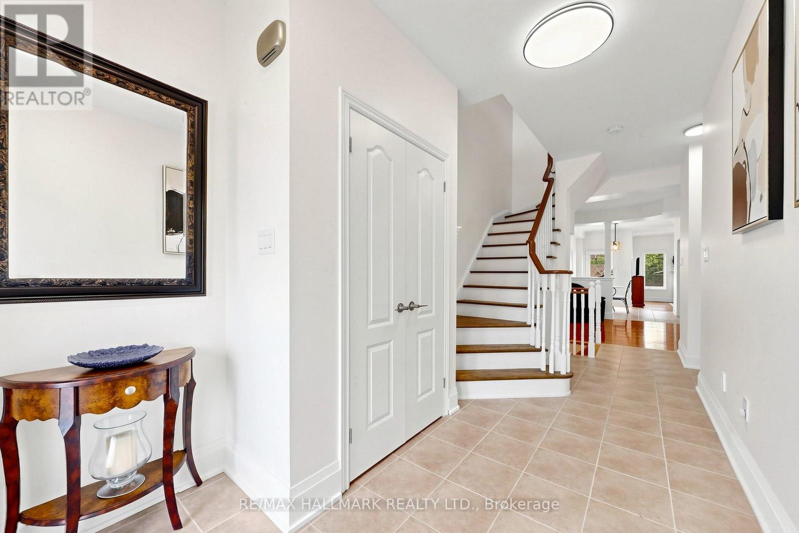 24 Idyllwood Avenue, Richmond Hill, Ontario  L4S 2P4 - Photo 6 - N13506296