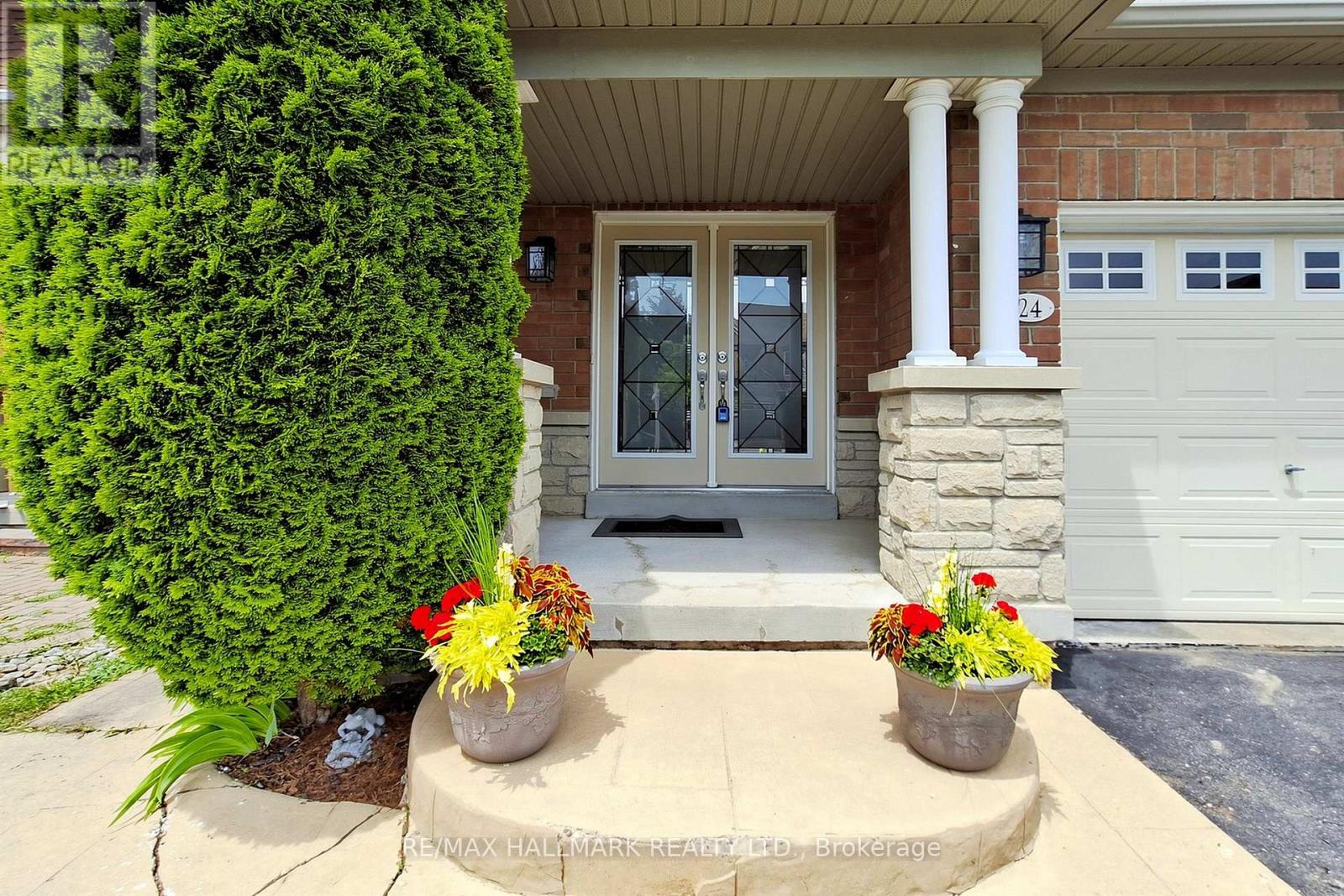 24 Idyllwood Avenue, Richmond Hill, Ontario  L4S 2P4 - Photo 3 - N13506296