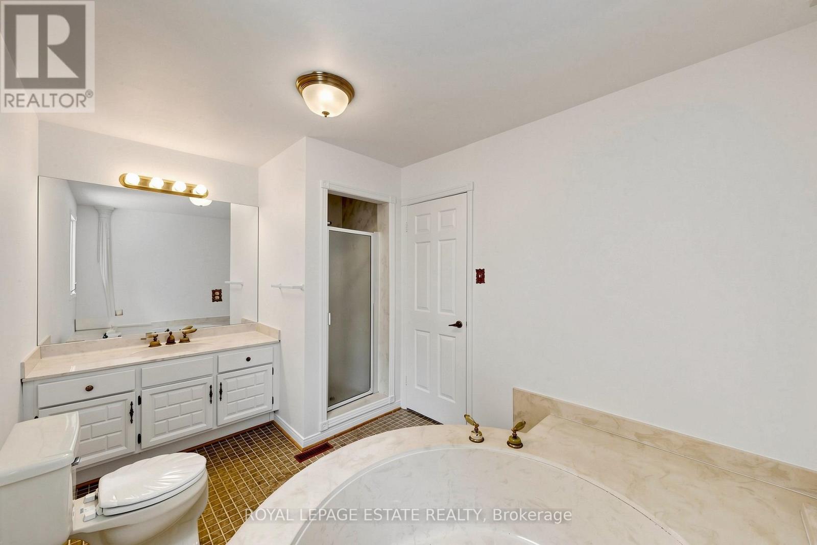 64 Hemingway Crescent, Markham, Ontario  L3R 2V6 - Photo 21 - N13506756