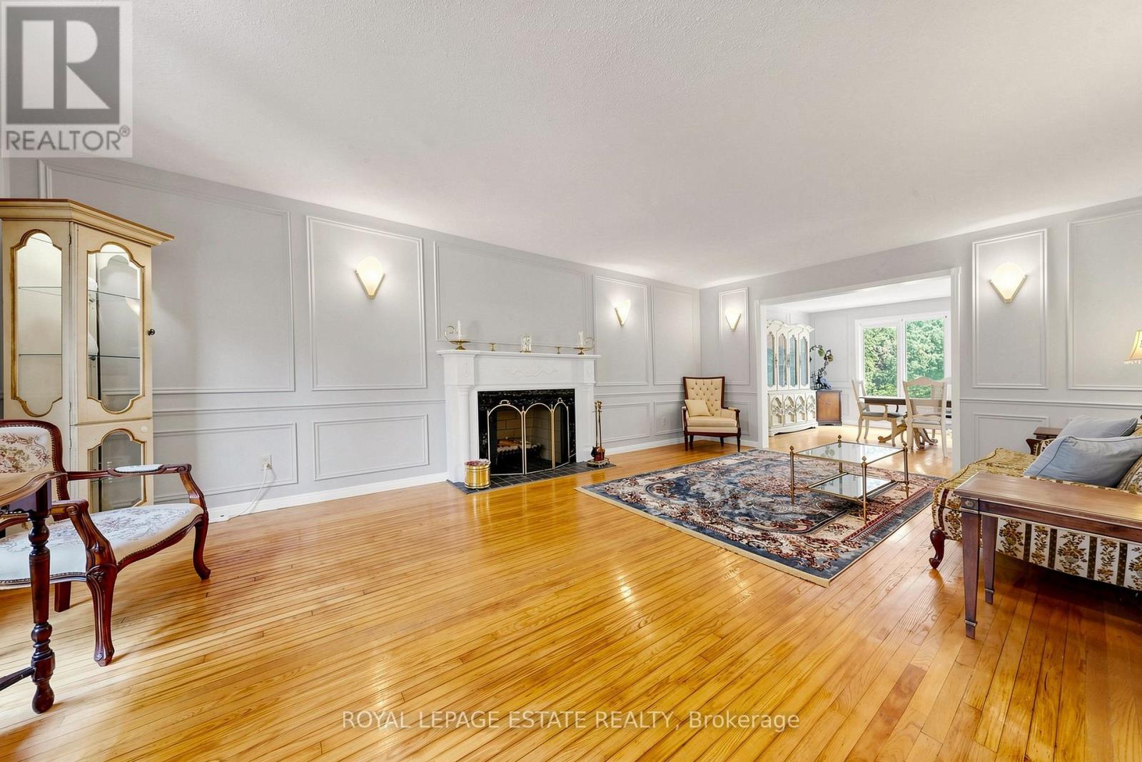 64 Hemingway Crescent, Markham, Ontario  L3R 2V6 - Photo 4 - N13506756