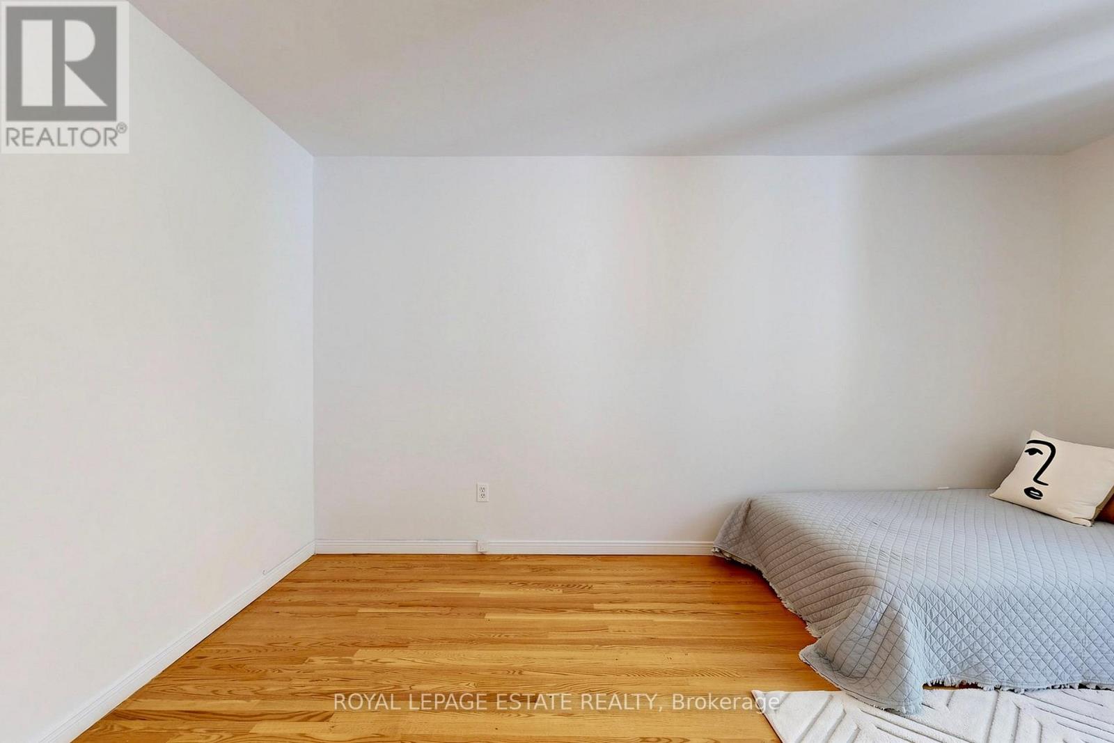 64 Hemingway Crescent, Markham, Ontario  L3R 2V6 - Photo 24 - N13506756