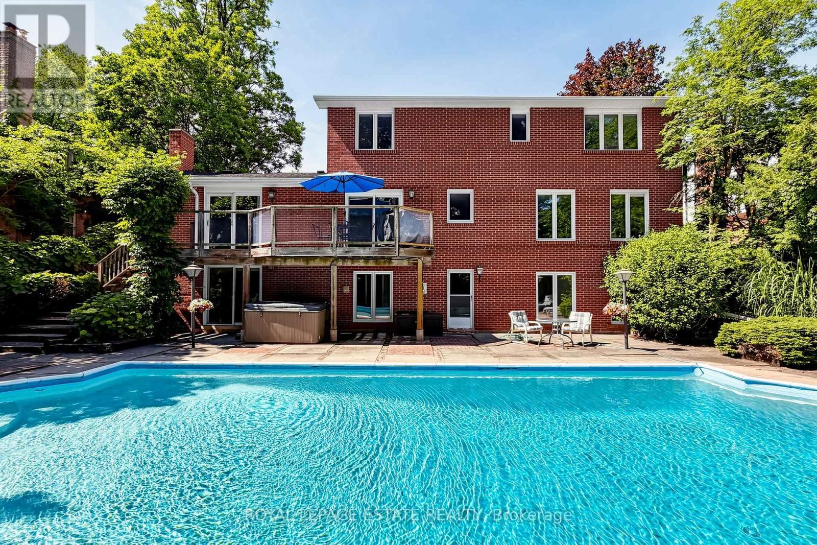 64 Hemingway Crescent, Markham, Ontario  L3R 2V6 - Photo 37 - N13506756