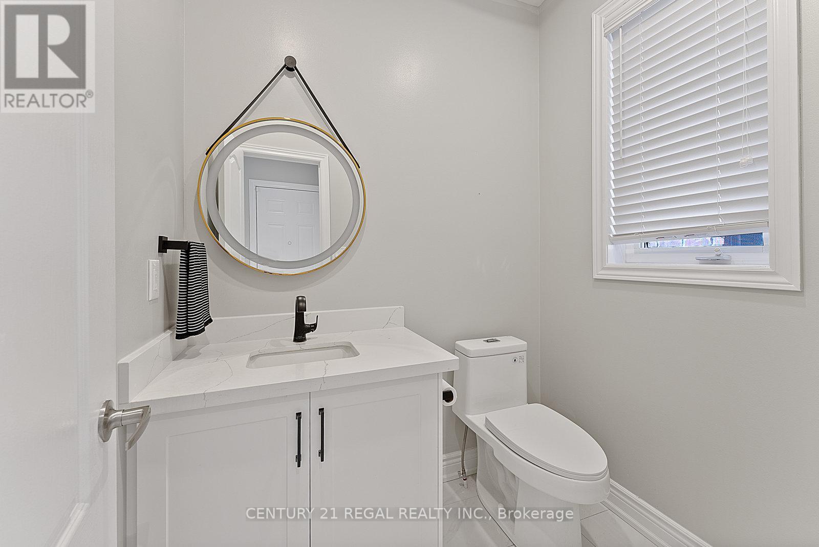145 Roy Harper Avenue, Aurora, Ontario  L4G 7C4 - Photo 11 - N13507096