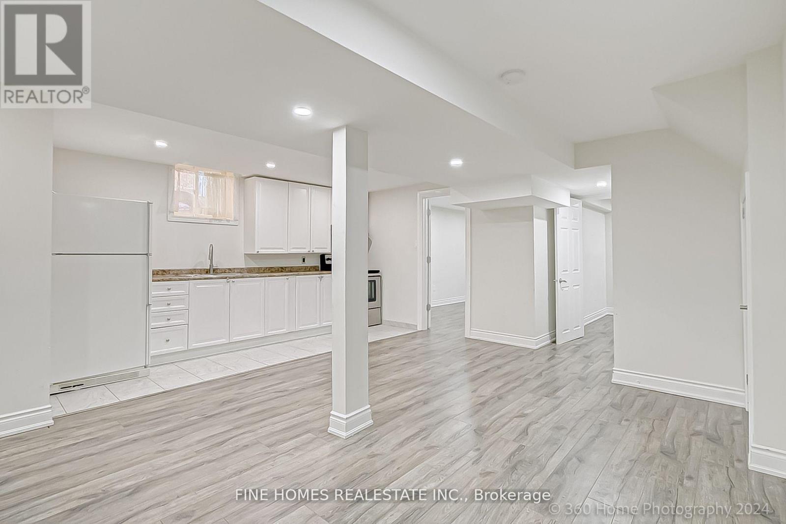 Lower - 132 Purcell Crescent, Vaughan, Ontario  L6A 3C7 - Photo 2 - N13507220