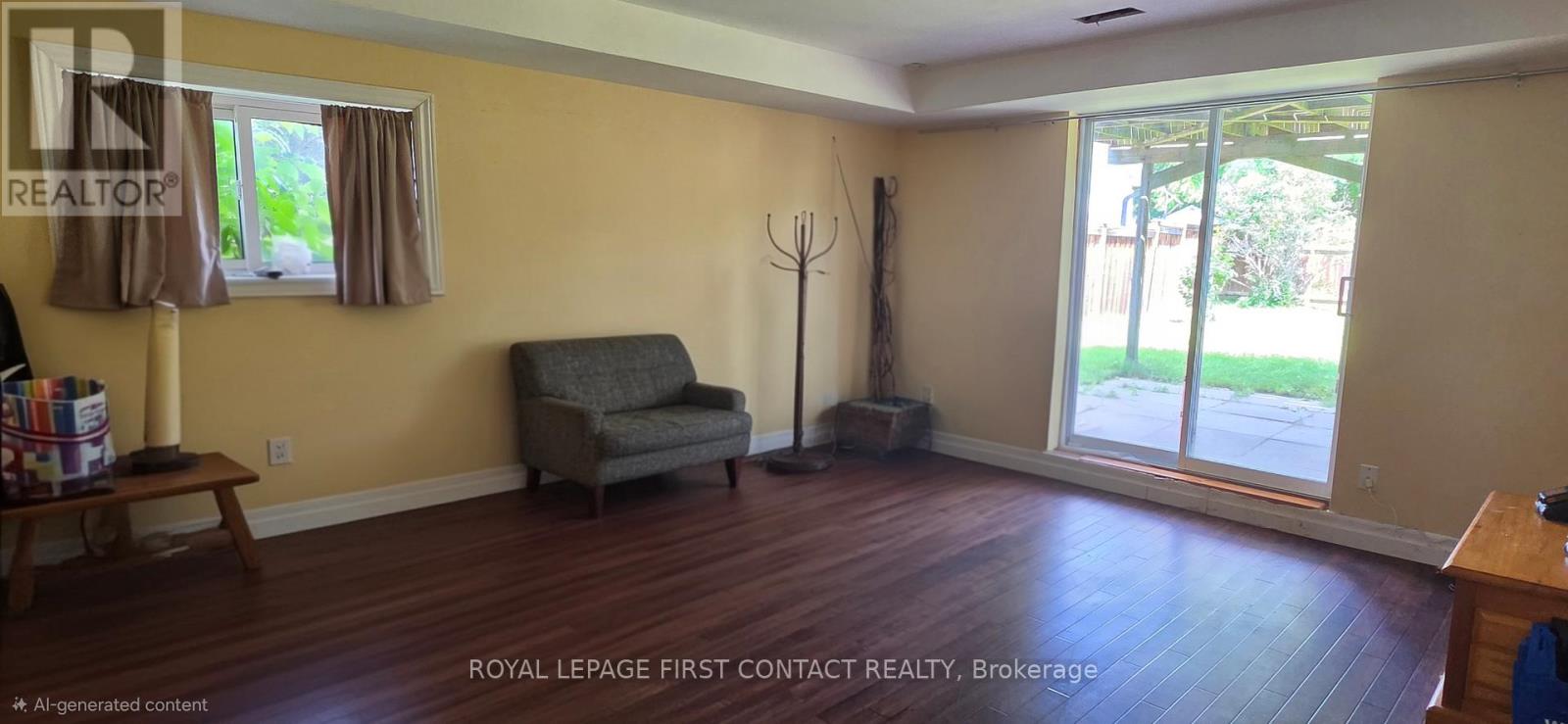 5 Elizabeth St, Innisfil, Ontario  L0L 1L0 - Photo 3 - N13507286