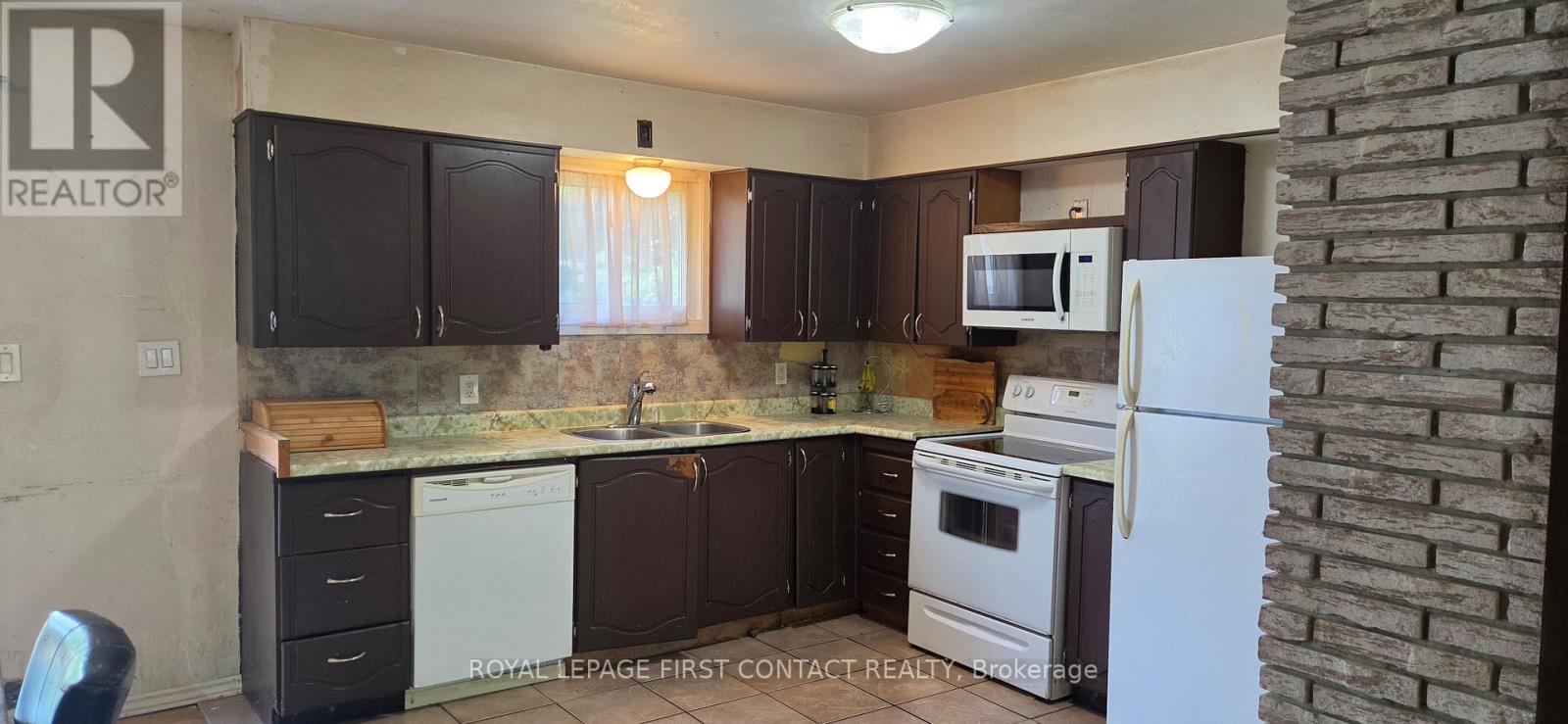 5 Elizabeth St, Innisfil, Ontario  L0L 1L0 - Photo 15 - N13507286