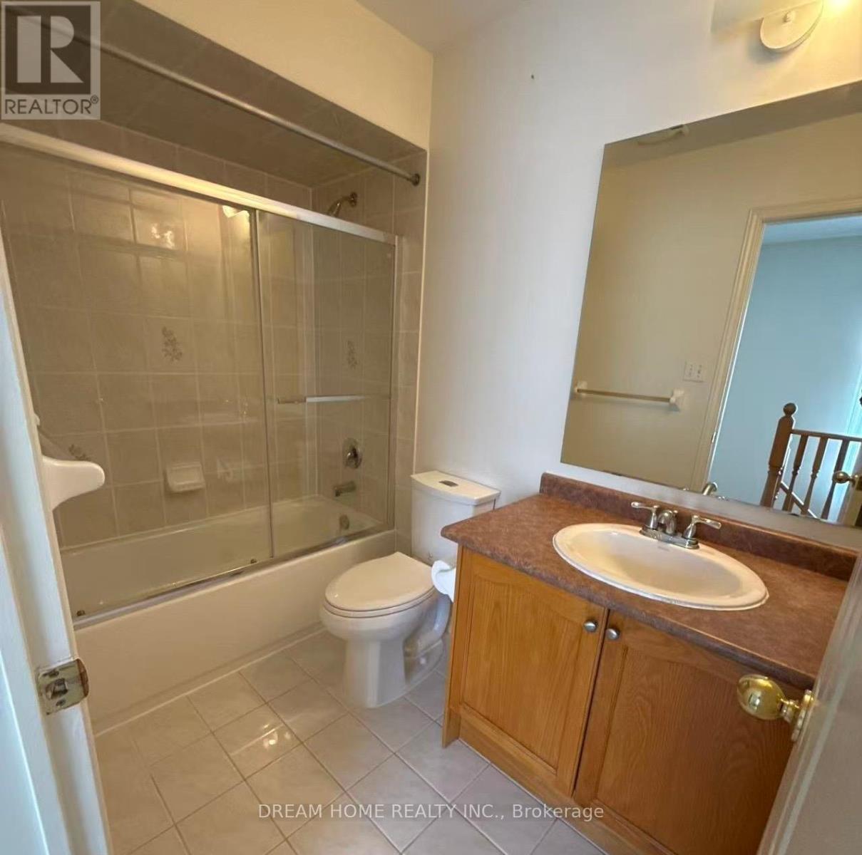 53 Charles Sturdy Road, Markham, Ontario  L6C 3E8 - Photo 6 - N13507308
