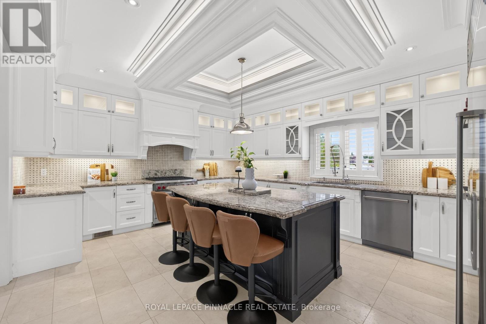 98 Ner Israel Drive, Vaughan (Patterson), Ontario  L4J 9L1 - Photo 10 - N13507330