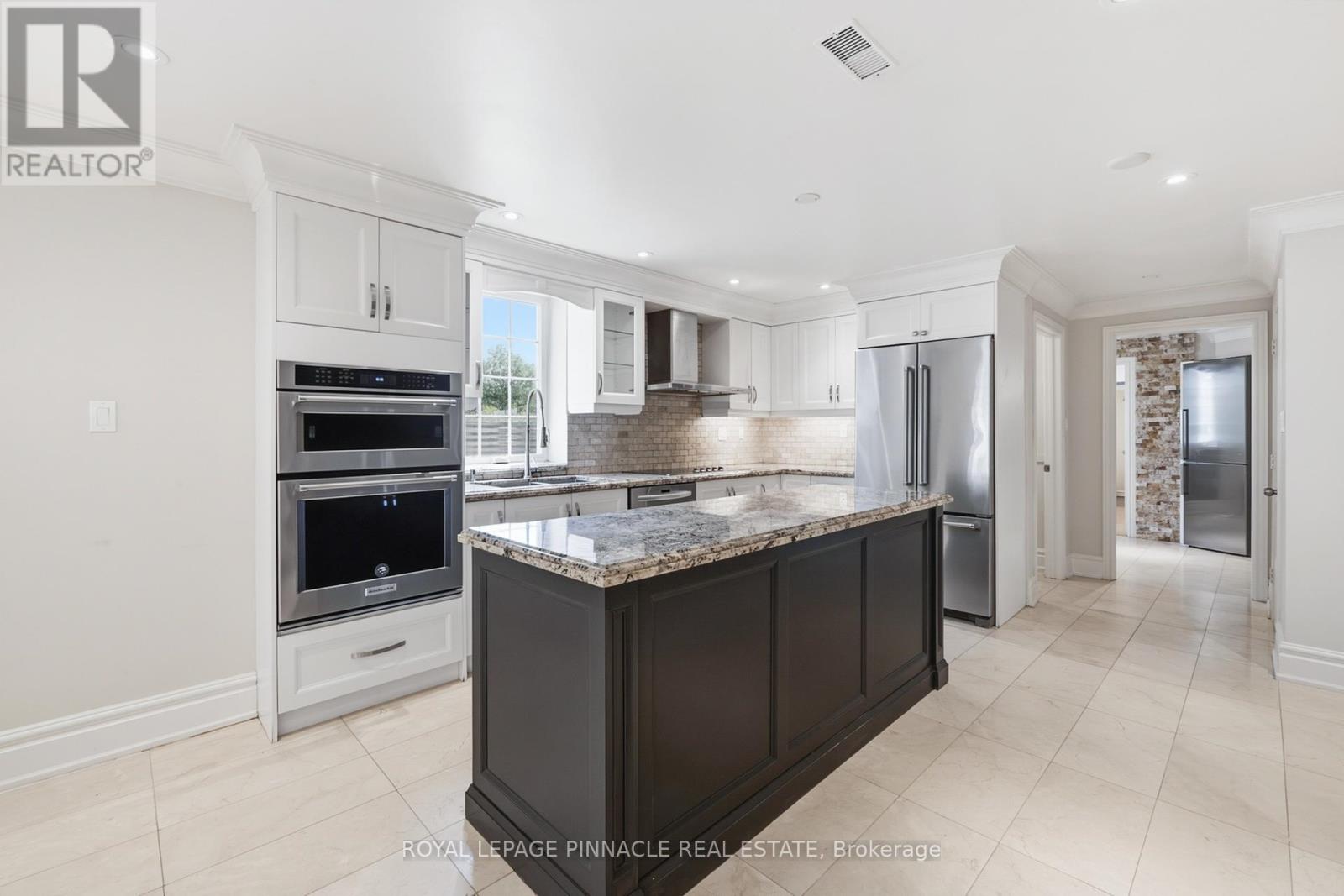 98 Ner Israel Drive, Vaughan (Patterson), Ontario  L4J 9L1 - Photo 34 - N13507330