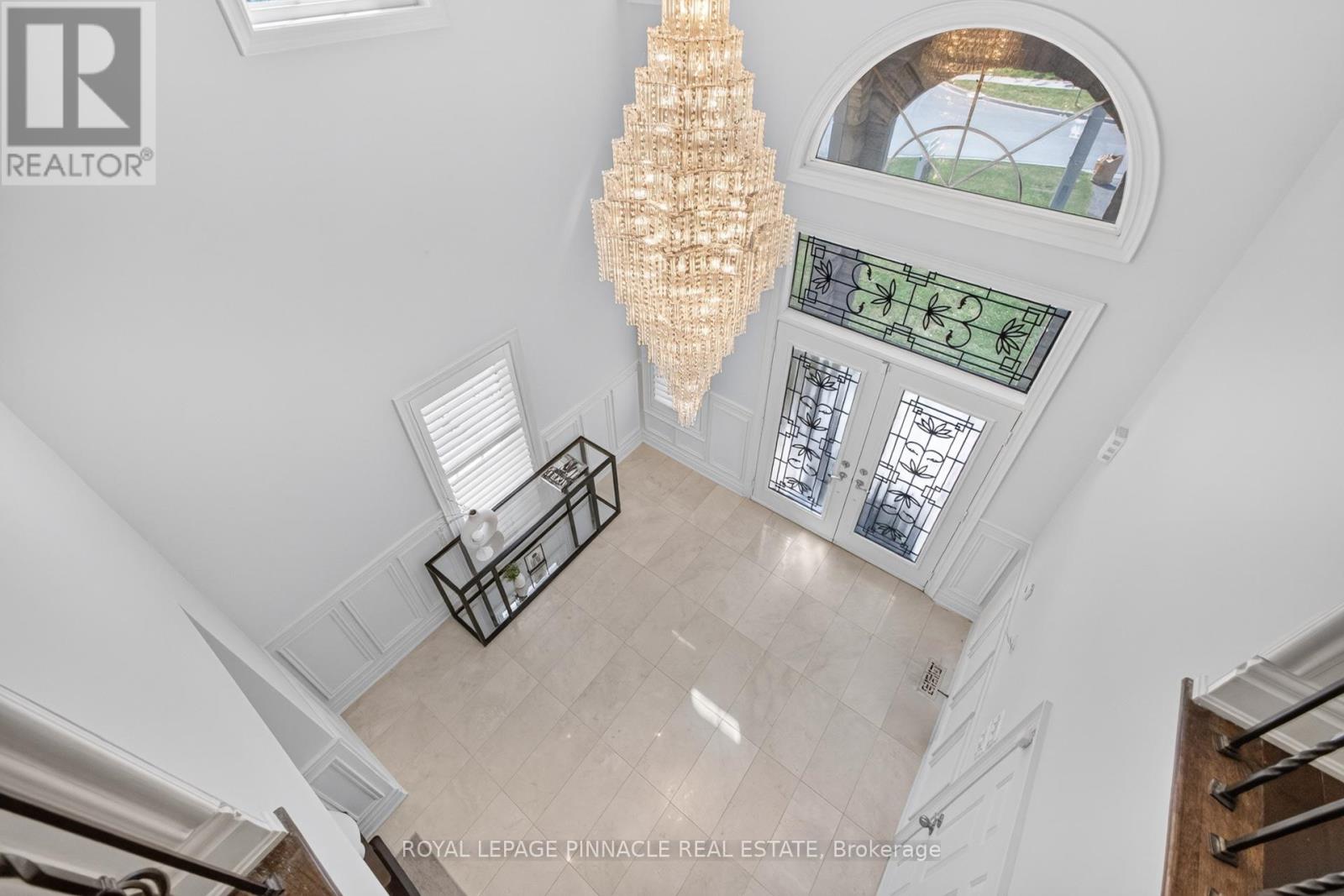 98 Ner Israel Drive, Vaughan (Patterson), Ontario  L4J 9L1 - Photo 6 - N13507330