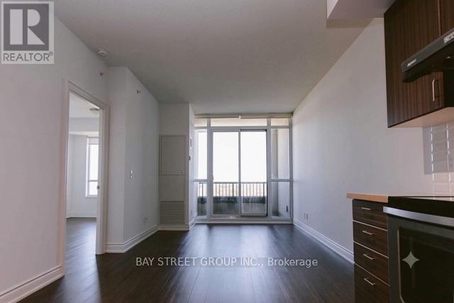 606 - 38 Cedarland Drive, Markham, Ontario  L6G 1C7 - Photo 3 - N13507444