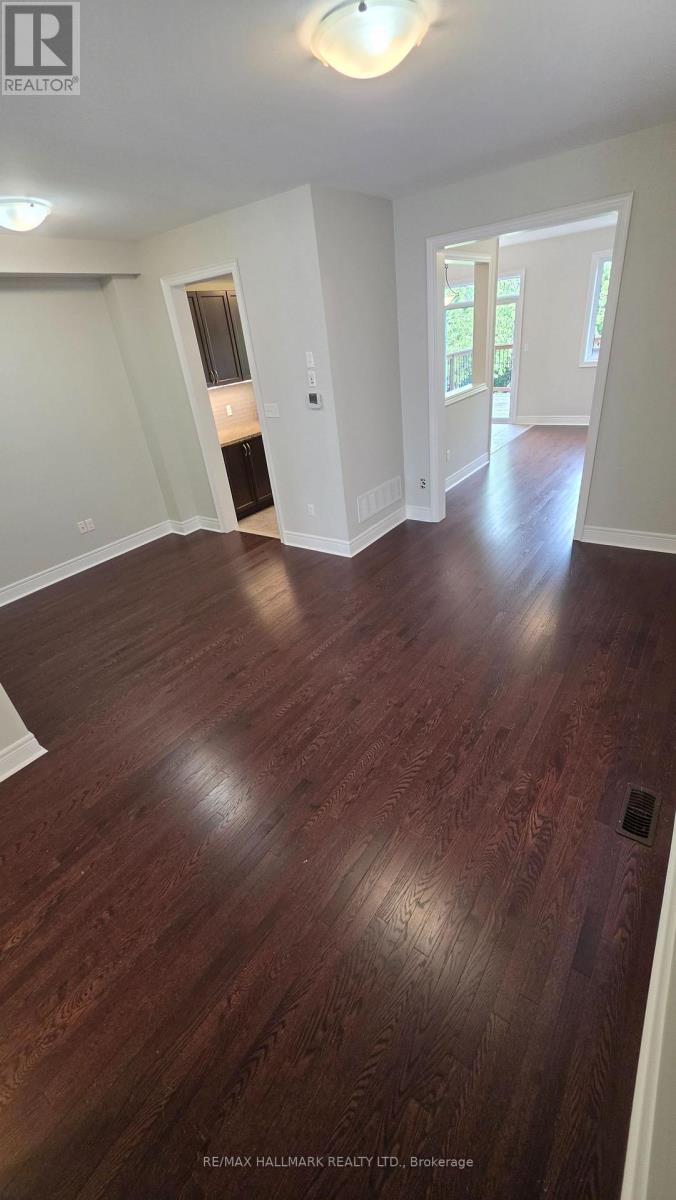 61 Collin Court, Richmond Hill, Ontario  L4E 0X7 - Photo 10 - N13507650
