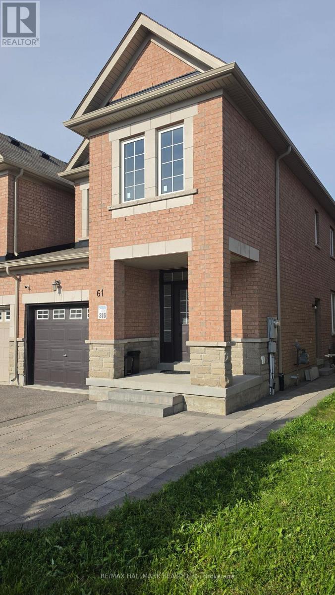 61 Collin Court, Richmond Hill, Ontario  L4E 0X7 - Photo 2 - N13507650