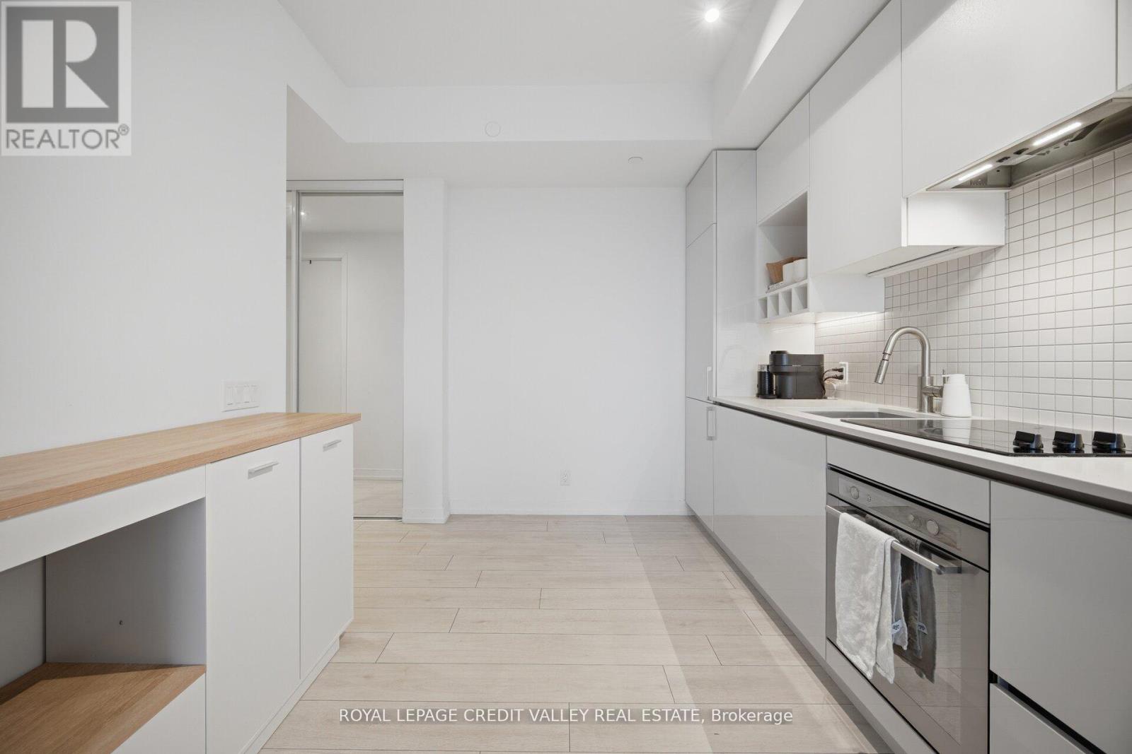 1511 - 5 Buttermill Avenue, Vaughan, Ontario  L4K 0J5 - Photo 8 - N13507652